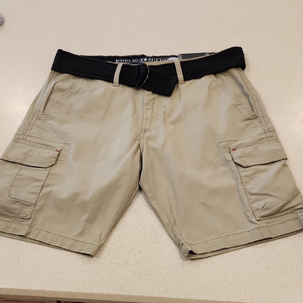 NWT Beverly Hills Polo Club Khaki Cargo Shorts with Black Belt Men's Size 30